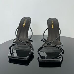 FN | Setting the Mood Heels | Black/Gold | Size 8.5​